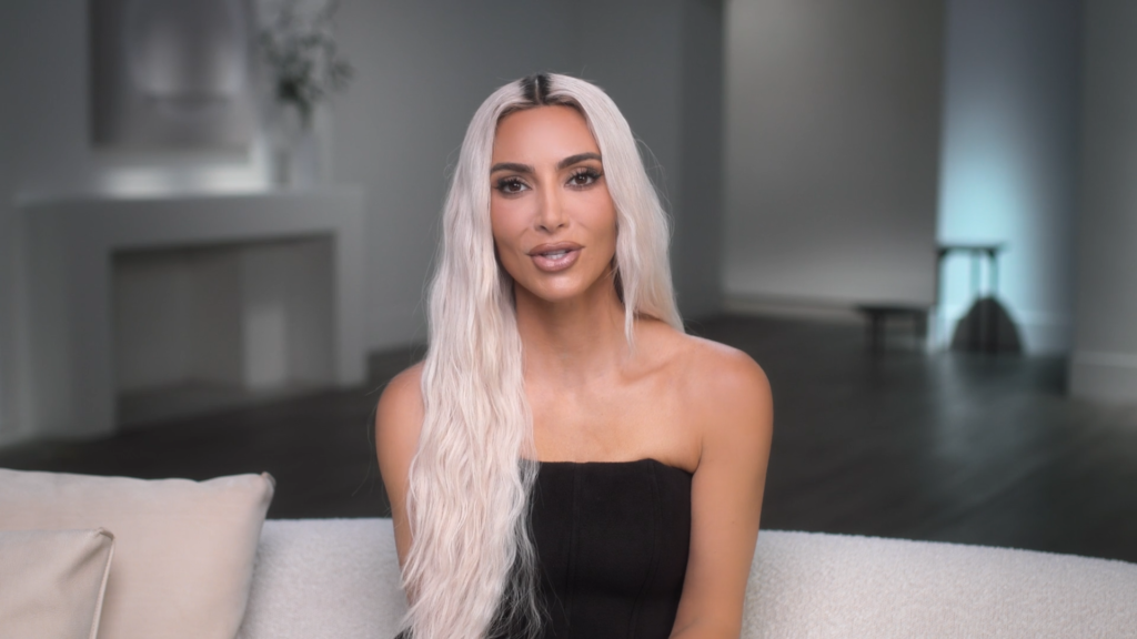 Kim Kardashian with platinum hair in The Kardashians.