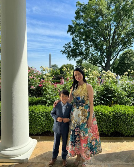 GARDEN STATE: Lucy Liu introduces son Rockwell, 8, to the White House Rose Garden.