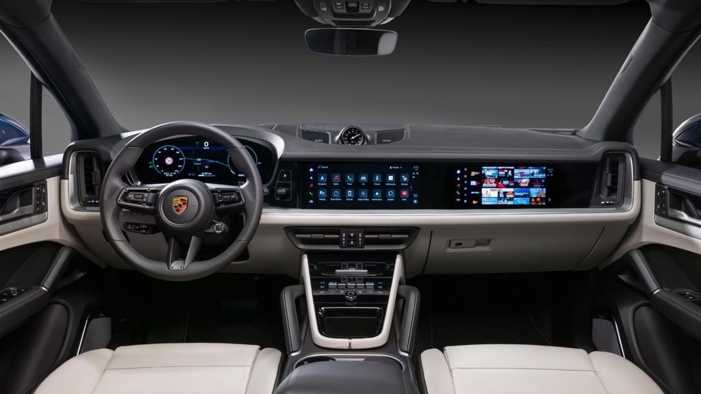 2024 Porsche Cayenne interior