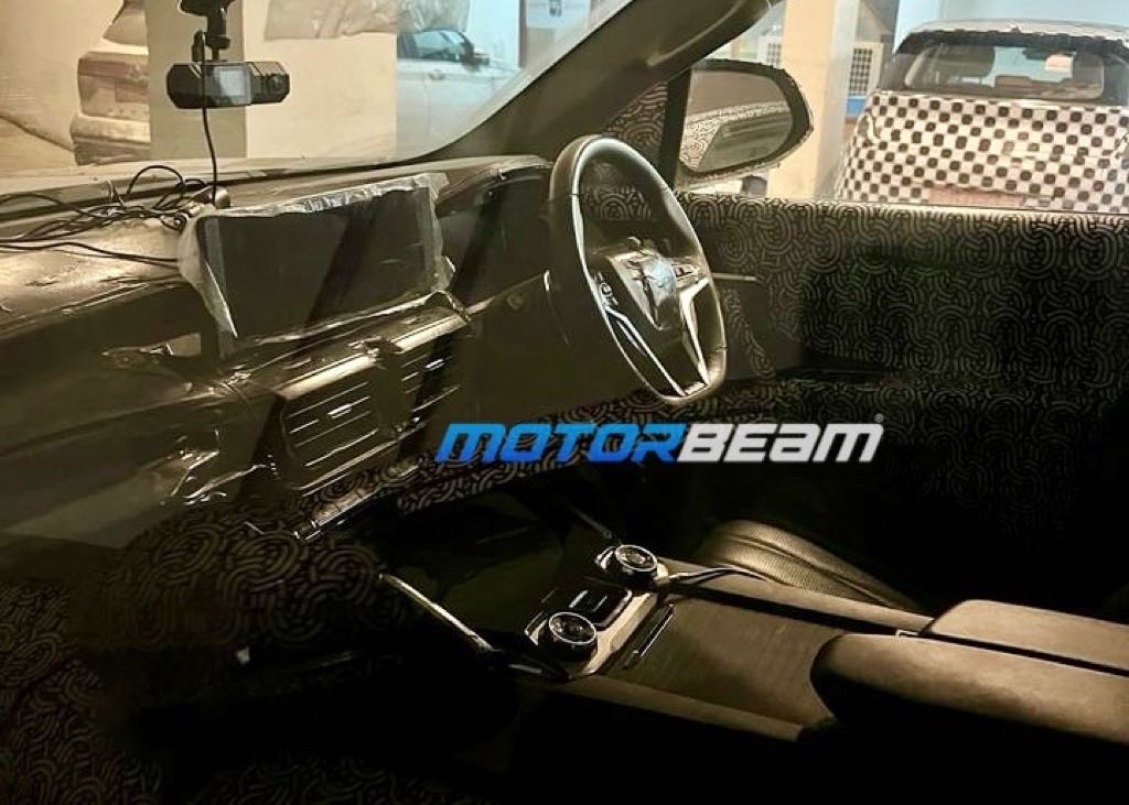 2025 MG Gloster Facelift Interior Spied