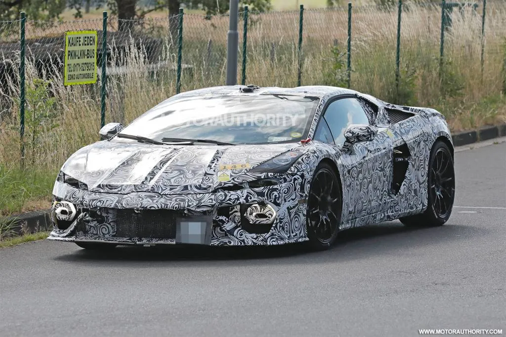 Lamborghini Temerario 2025 spy photos - Photo credit: Baldauf