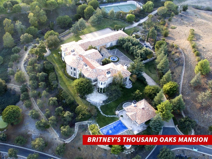 Britney's Thousand Oaks Mansion Submarine