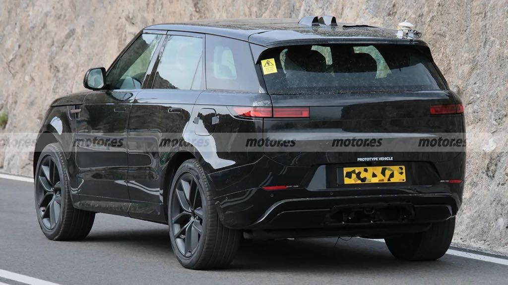 Range Rover Sport Electric Rear Spotted