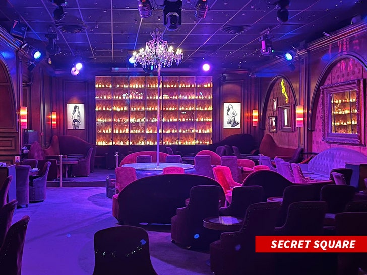 strip club secret square paris olympics