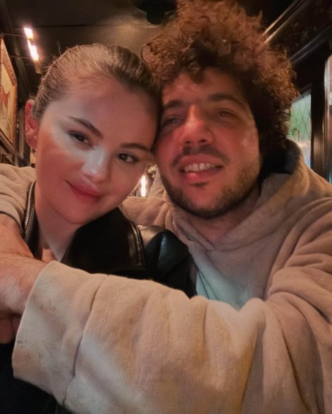 ARM CANDY: Even after eight months together, Selena Gomez and Benny Blanco can't seem to spend enough quality time together.