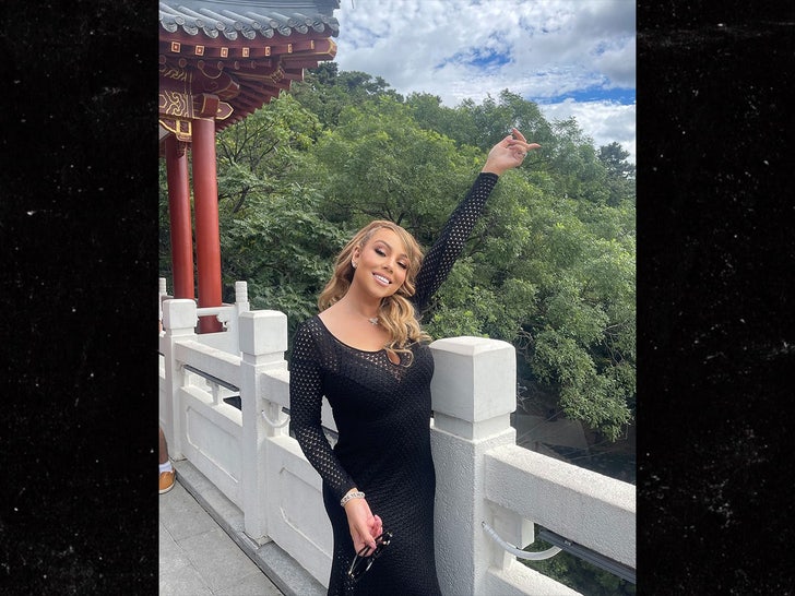 091424 mariah carey great wall of china 2 insta