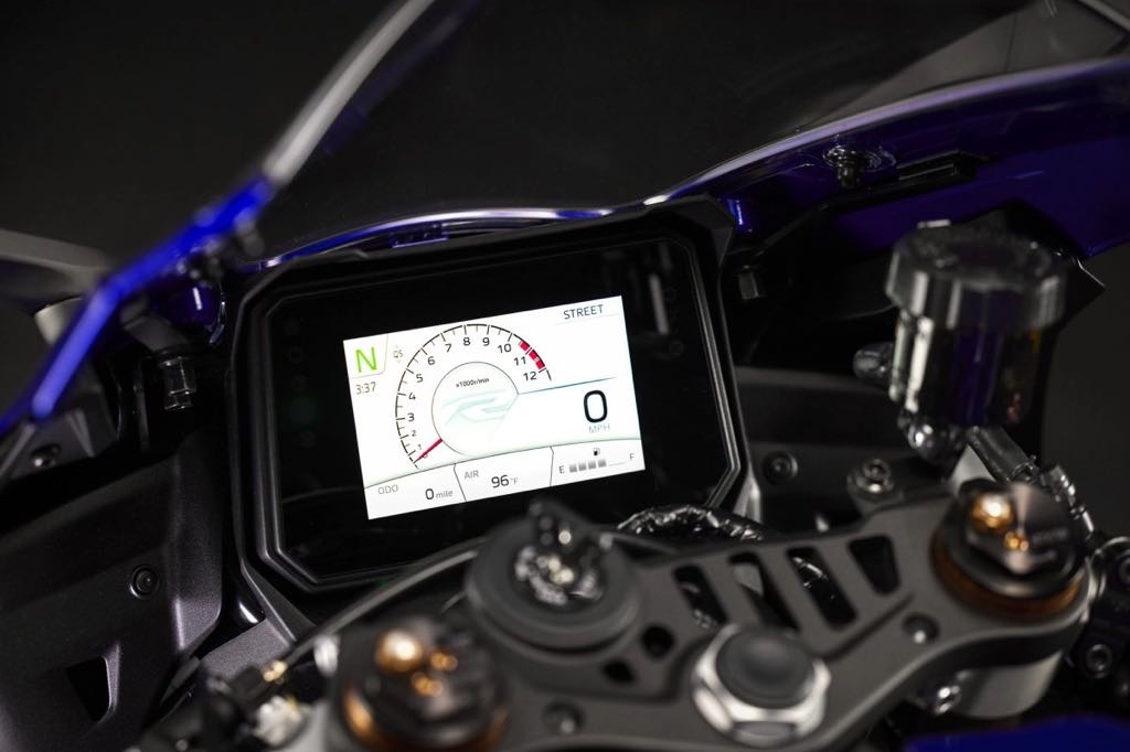 Yamaha R9 2025 Instrument Cluster