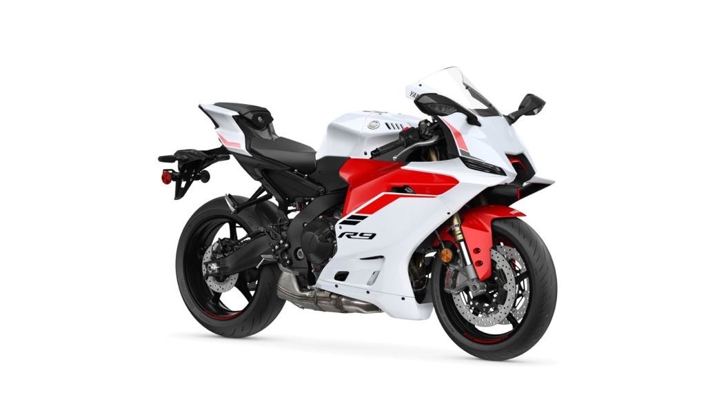 2025 Yamaha R9 White