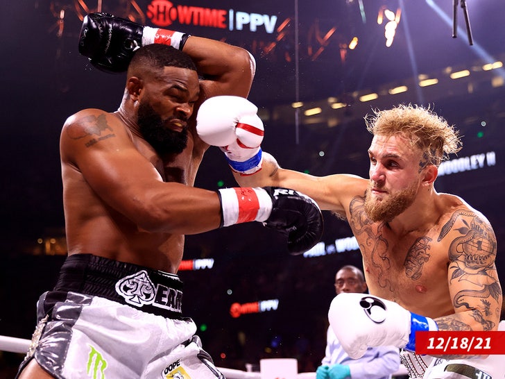 Jake Paul and Tyron Woodley