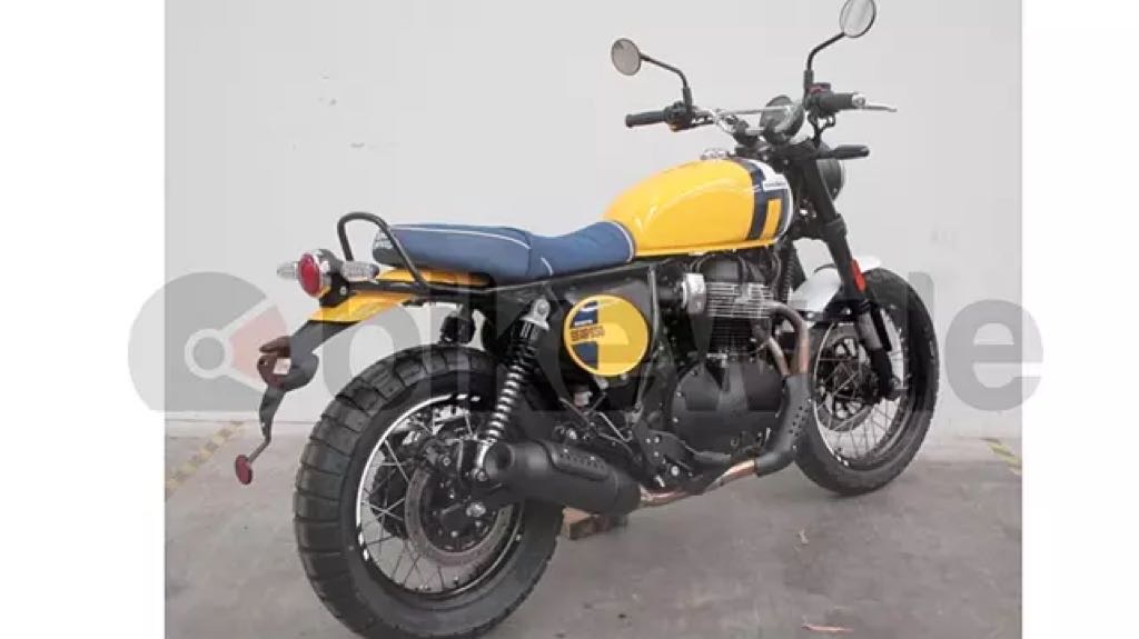 Royal Enfield Bear 650 leaked from the rear